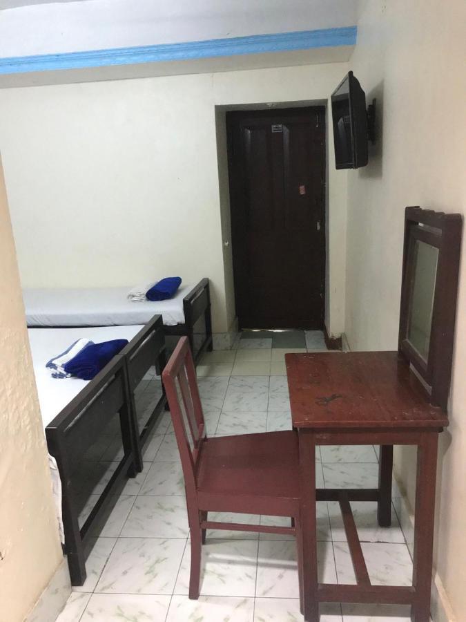 B Hostel Fort Kochi Extérieur photo