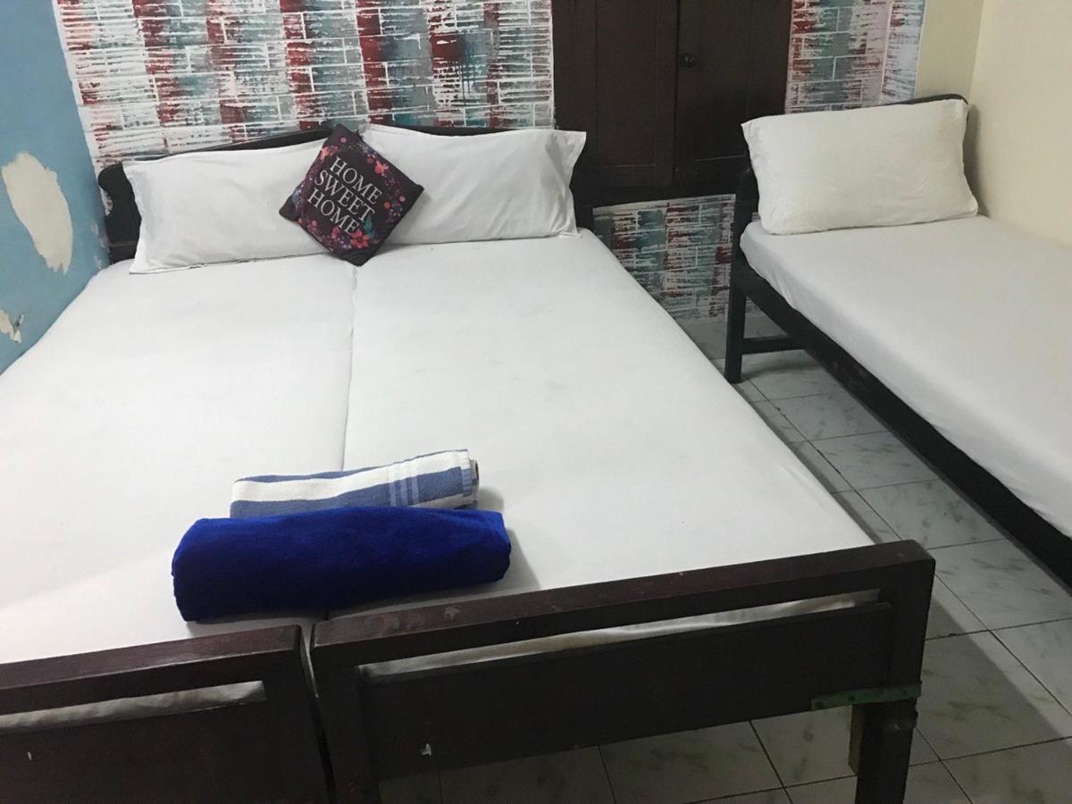 B Hostel Fort Kochi Extérieur photo